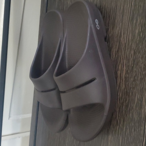 OOFOS Ooah Slip On Slide Sandal Brown Recovery Foam Shoe Unisex M5 W7 - Picture 3 of 6